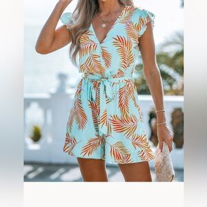 Cupshe Tropical Leaf Print Romper